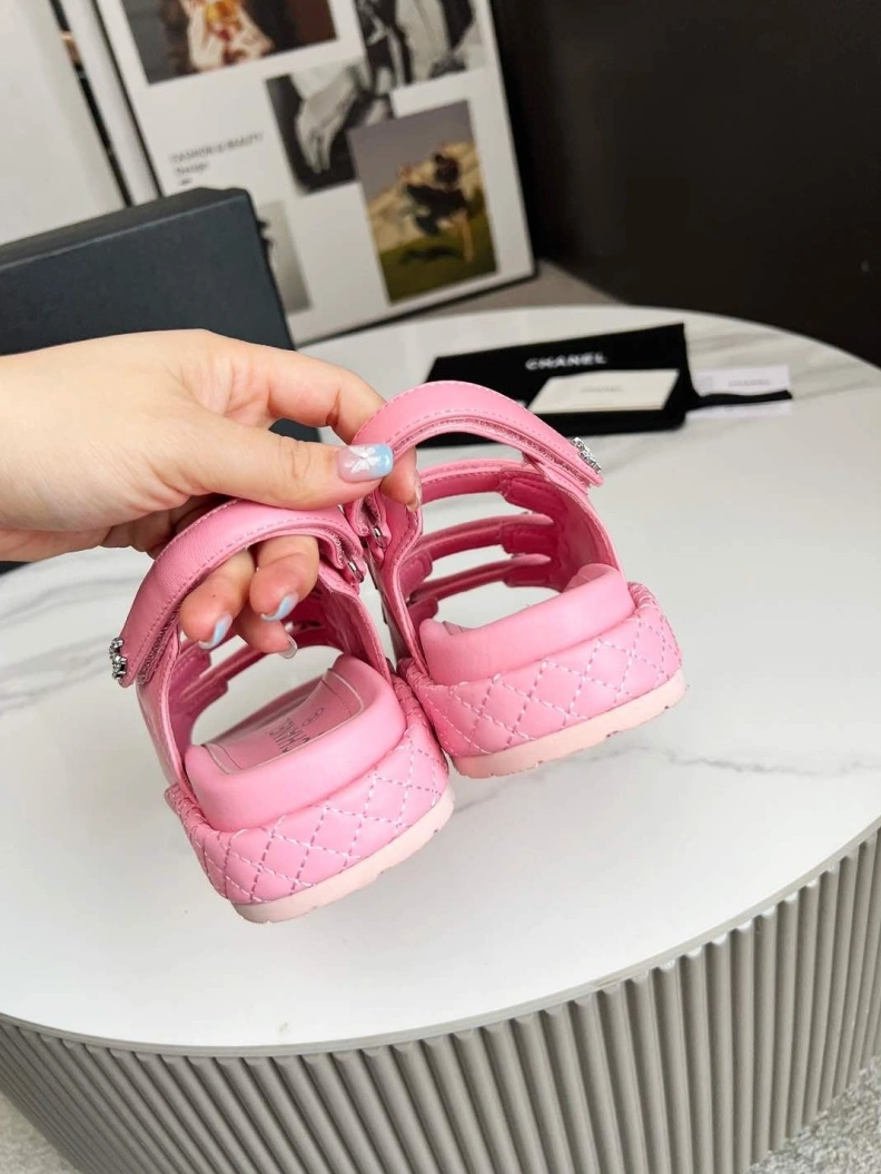 Comfortable Chxnxl Sandals 119303