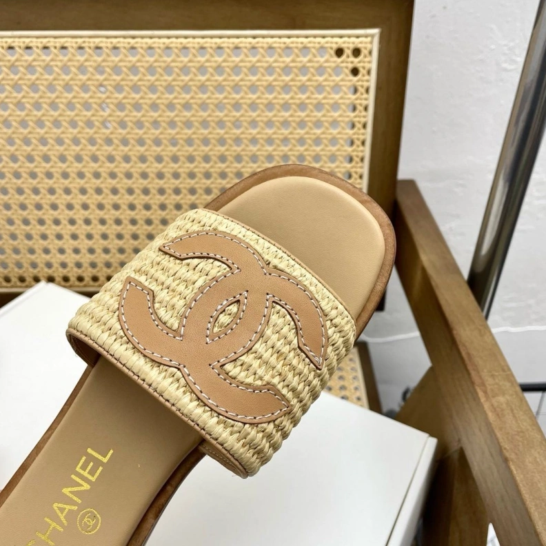 Sophisticated Chxnxl Slippers 119074