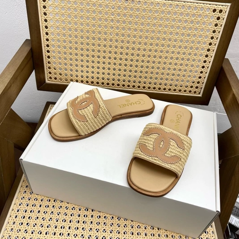 Sophisticated Chxnxl Slippers 119074