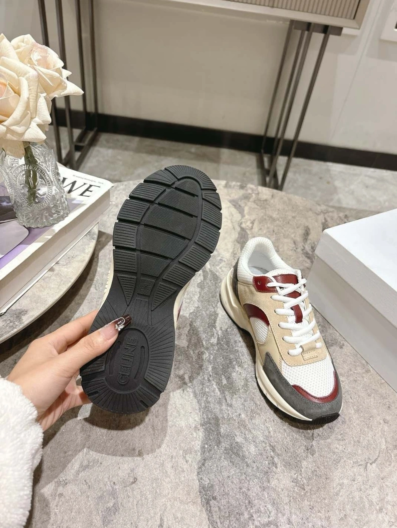 Trendsetting Cxlxne Sneakers 116069