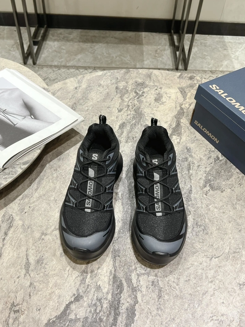 Minimalist Othxr Sneakers 212046