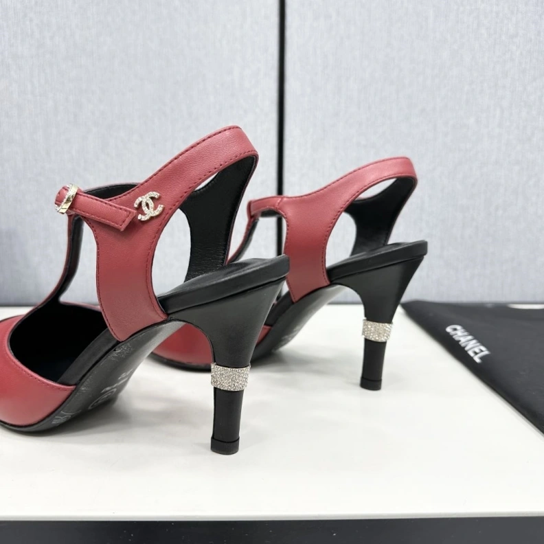 Refined Chxnxl Sandals 119294