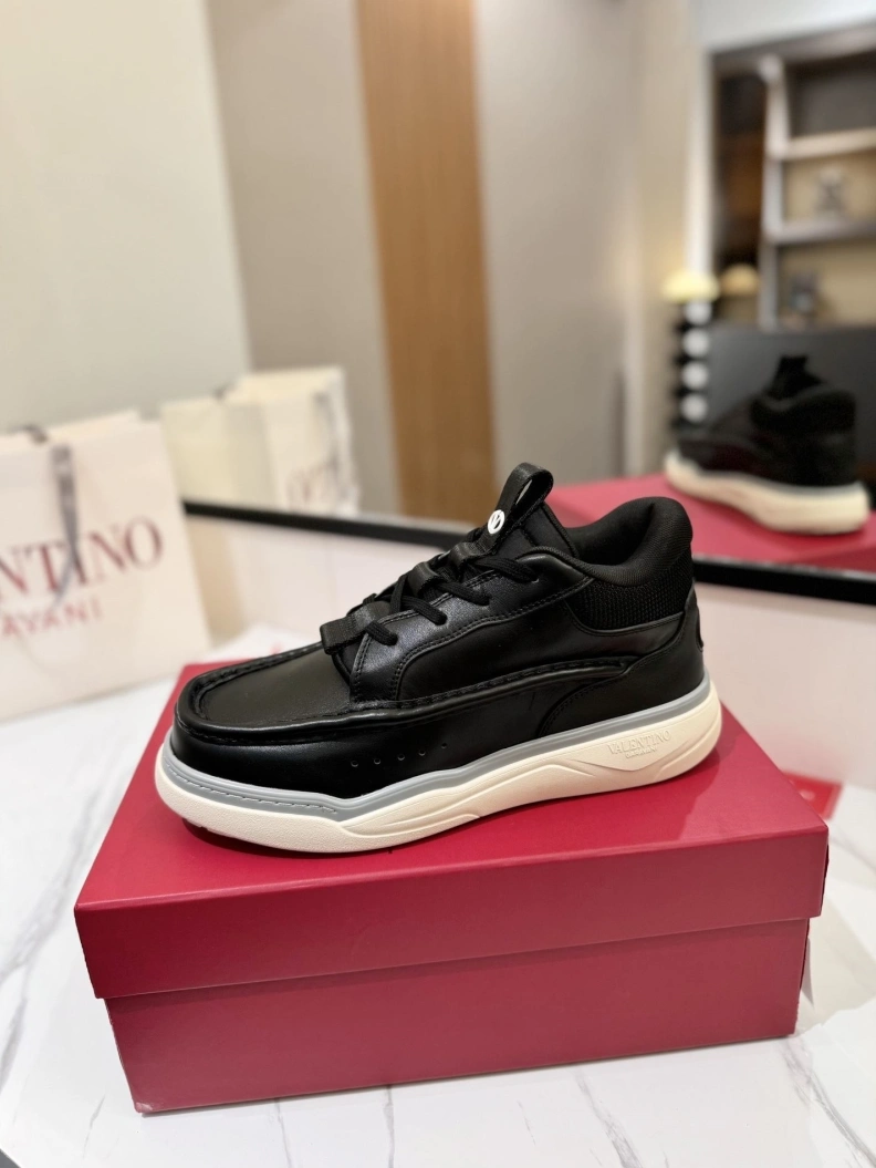 Trendy Vxlxntino Sneakers 229344