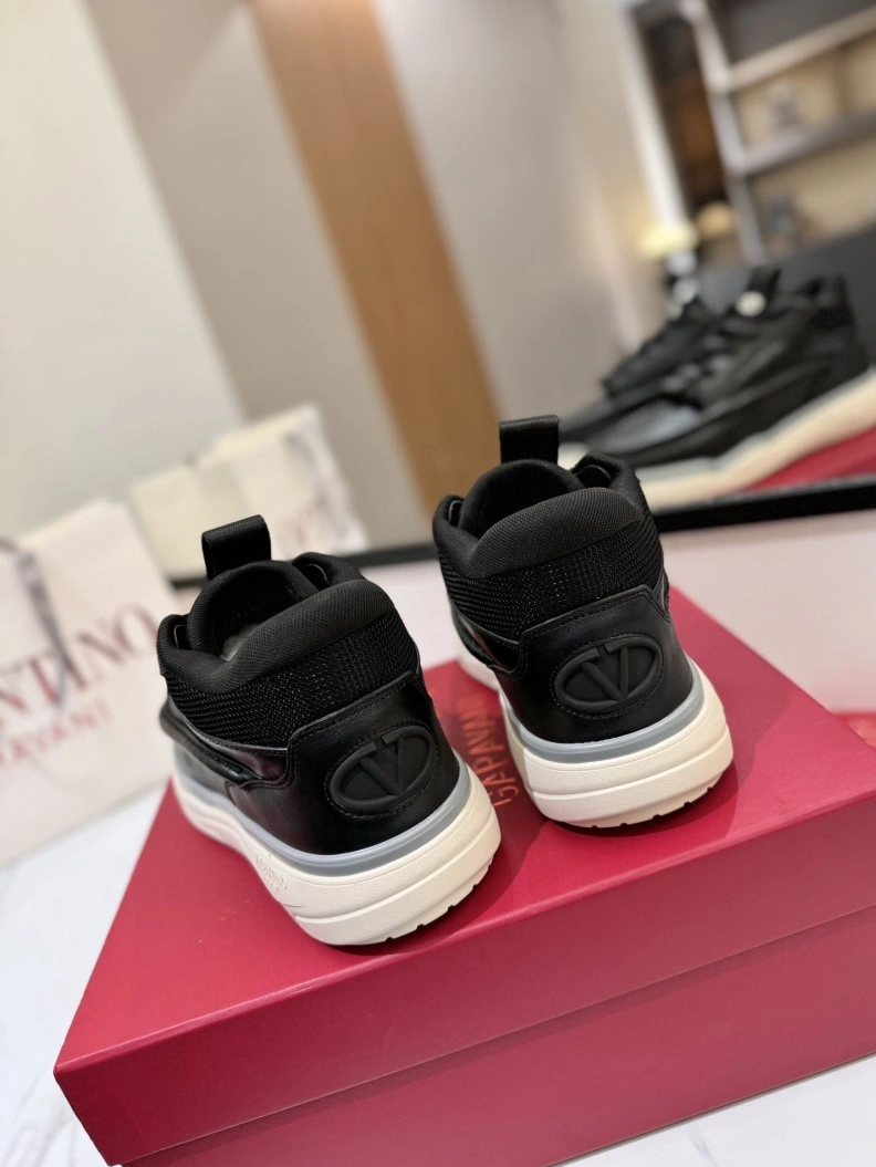 Trendy Vxlxntino Sneakers 229344