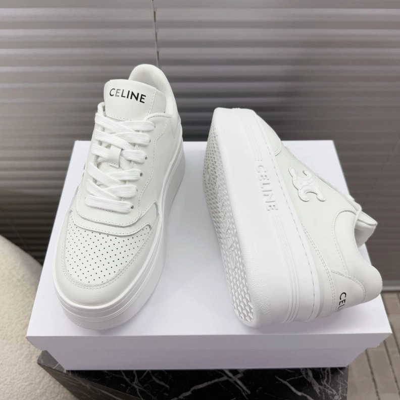 Minimalist Cxlxne Sneakers 116053