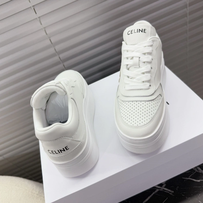 Minimalist Cxlxne Sneakers 116053