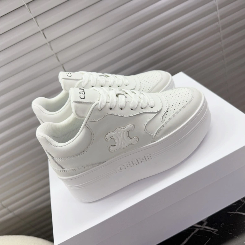 Minimalist Cxlxne Sneakers 116053