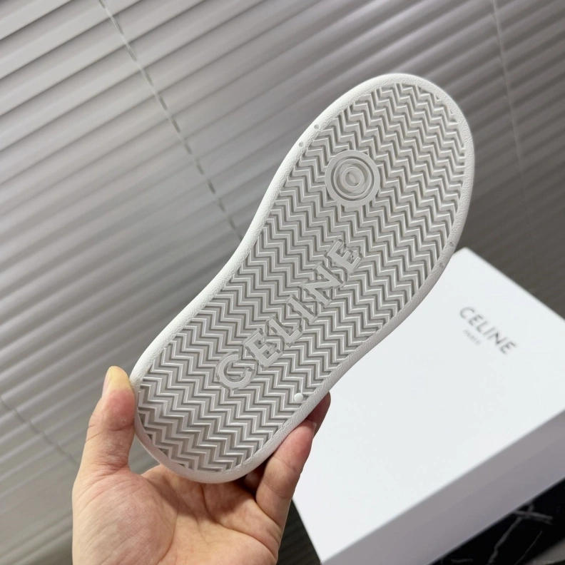 Minimalist Cxlxne Sneakers 116053