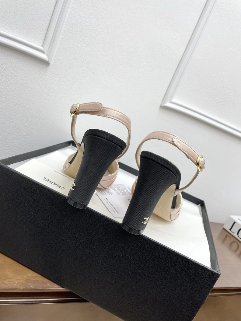 DailyWear Chxnxl Sandals 119289