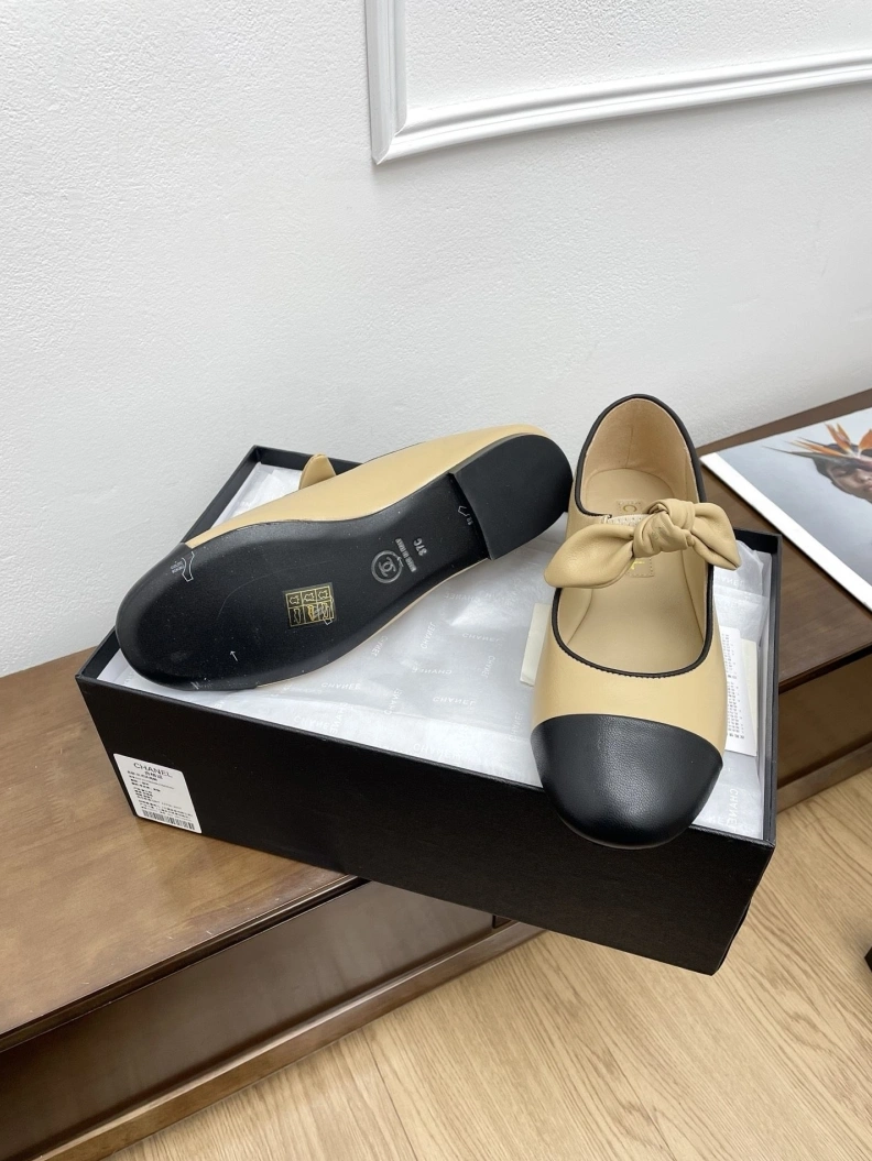 Trendsetting Chxnxl Flat Shoes 119525