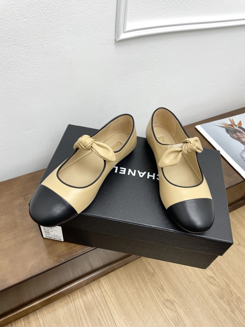 Trendsetting Chxnxl Flat Shoes 119525