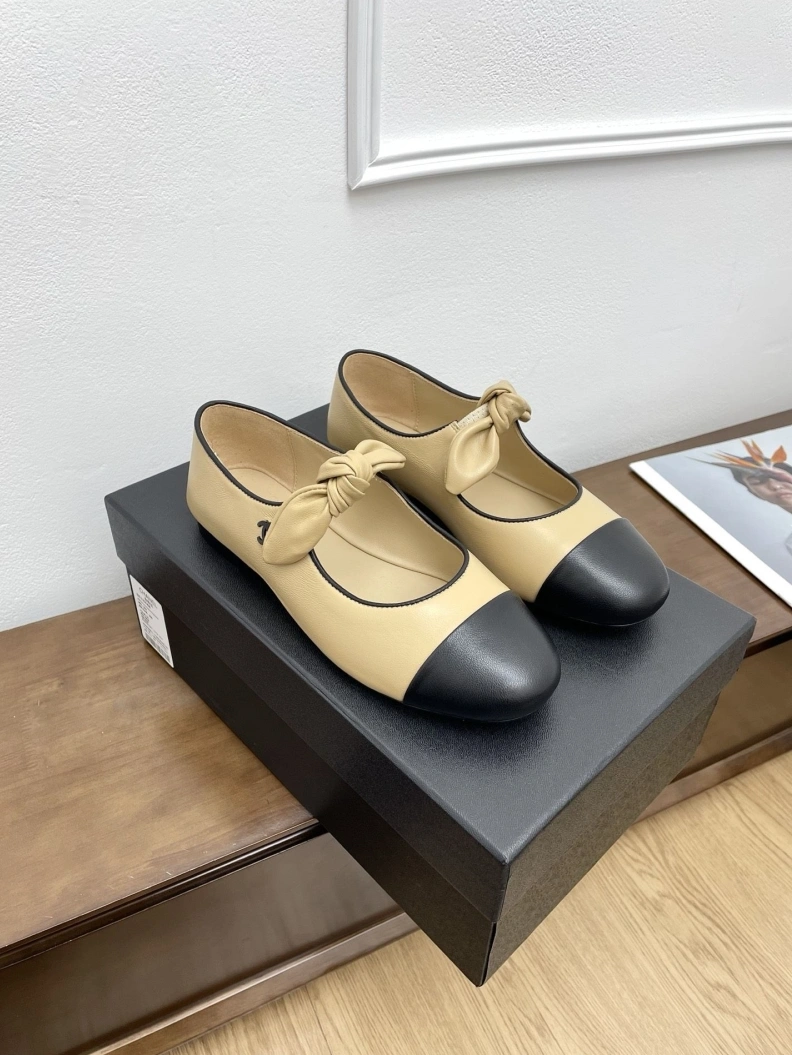Trendsetting Chxnxl Flat Shoes 119525