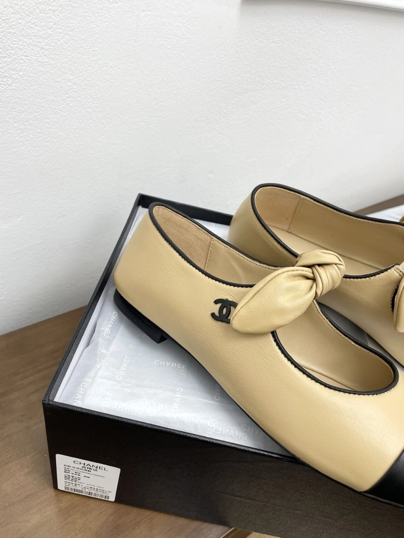 Trendsetting Chxnxl Flat Shoes 119525