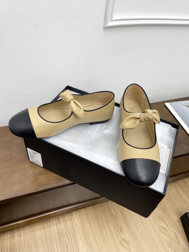 Trendsetting Chxnxl Flat Shoes 119525