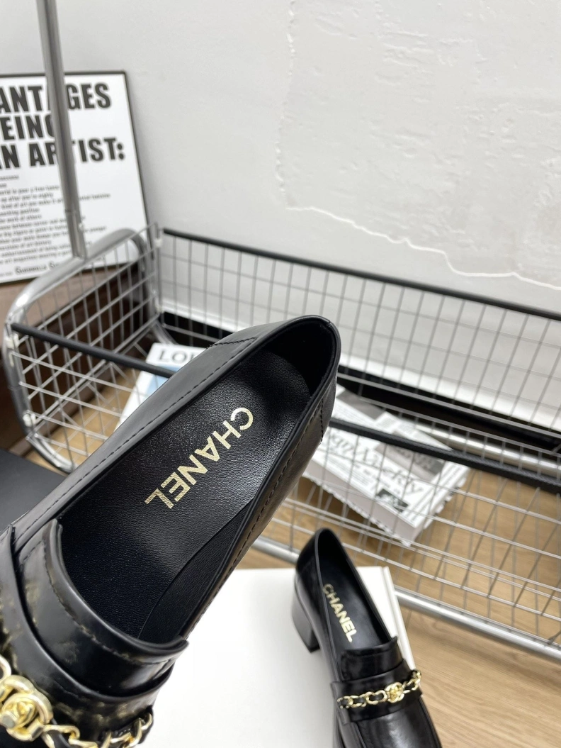 Reliable Chxnxl Leather Shoes 119325