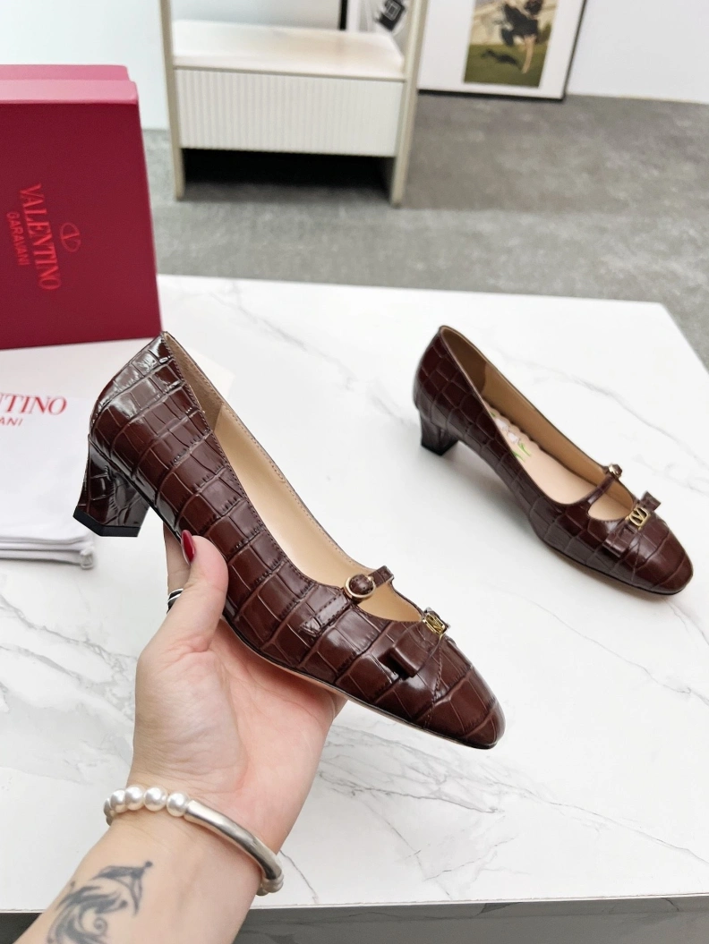 StreetReady Vxlxntino flat shoes 229591