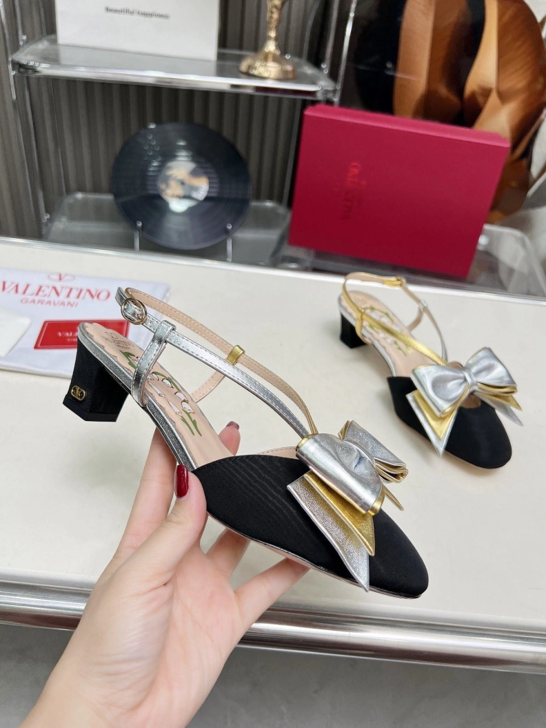Durable Vxlxntino Sandals 229472