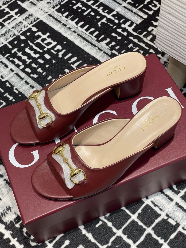 Gxccx Sandals Flexible 157258