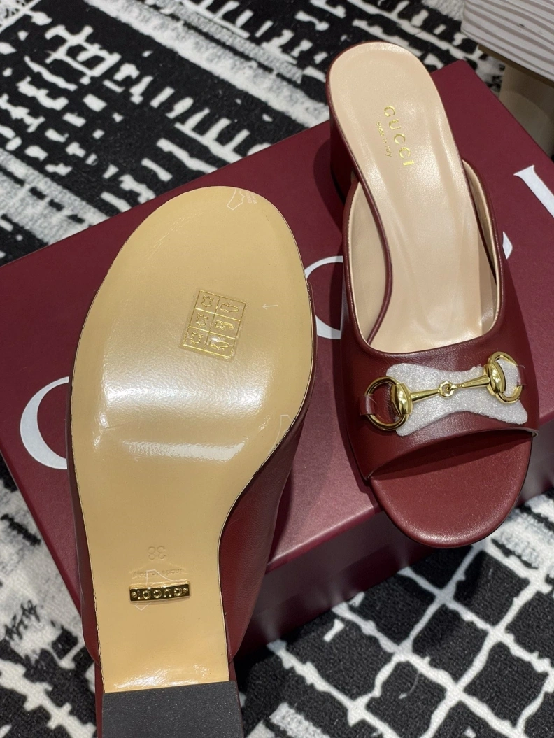 Gxccx Sandals Flexible 157258