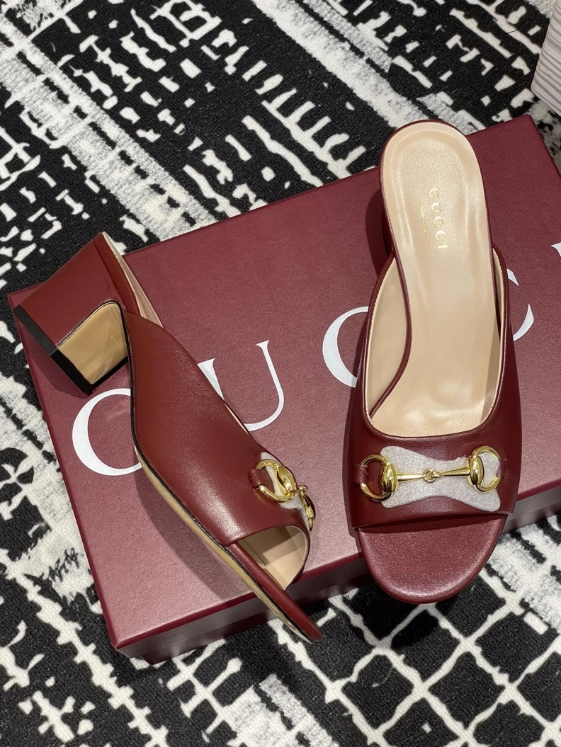 Gxccx Sandals Flexible 157258