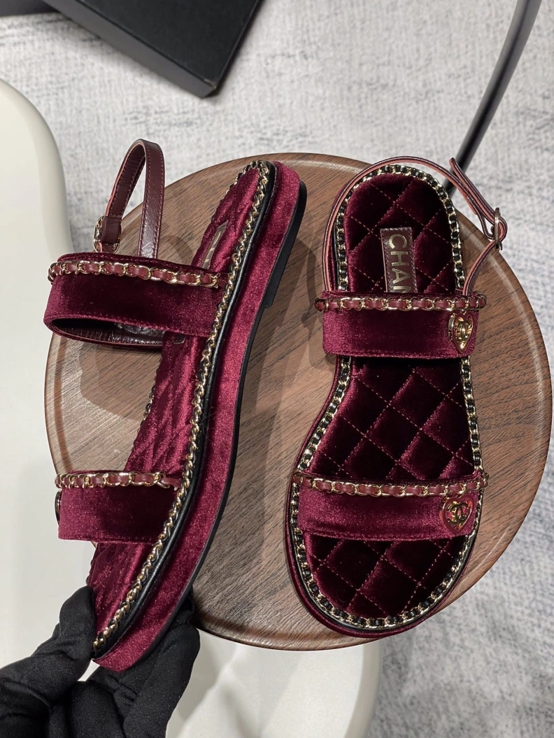 EasyMatch Chxnxl Sandals 119286
