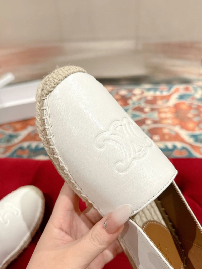 Trendy Cxlxne Sneakers 116046