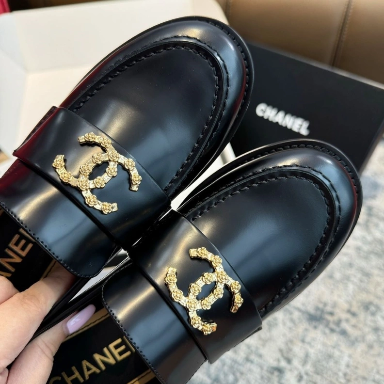 Reliable Chxnxl Leather Shoes 119327