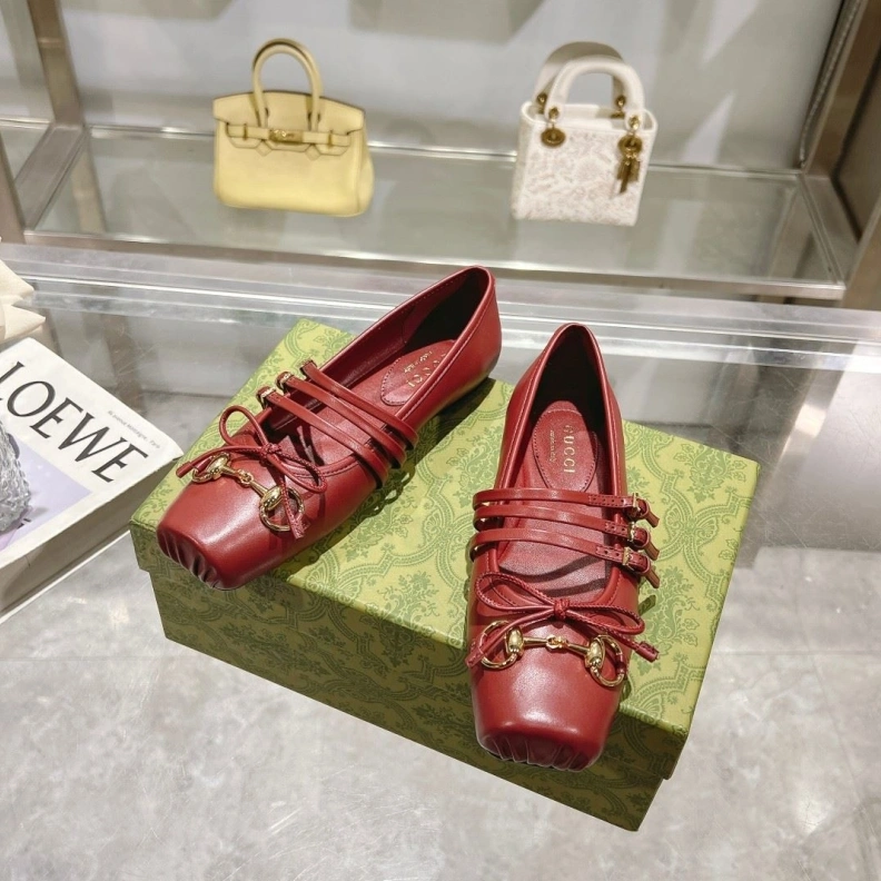 Vibrant Gxccx Flat Shoes 157286