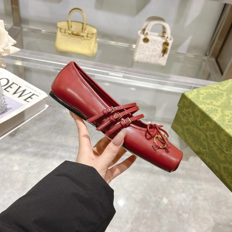 Vibrant Gxccx Flat Shoes 157286