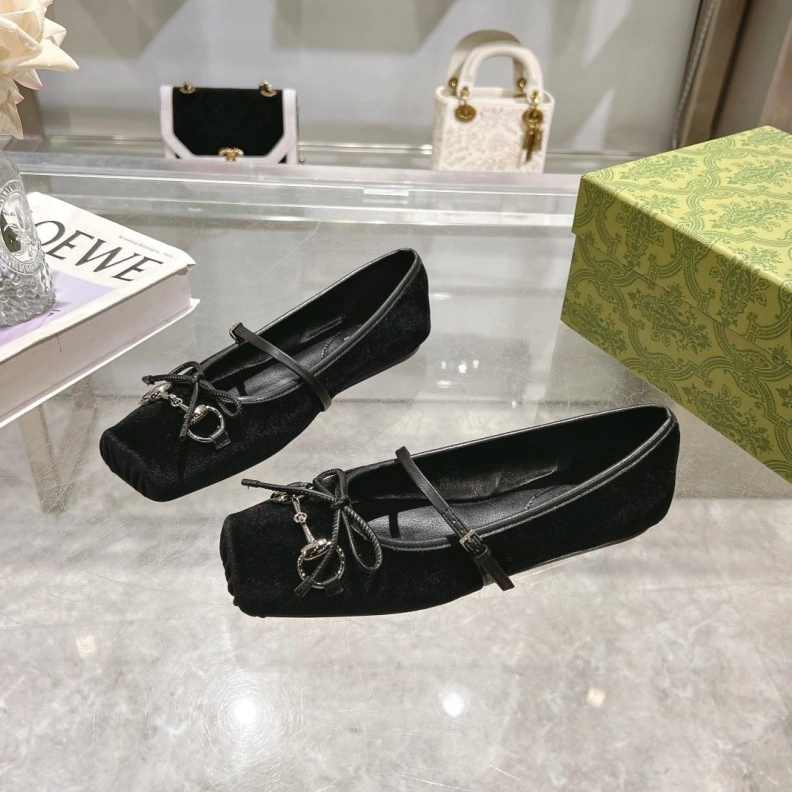 Affordable Gxccx Flat Shoes 157282