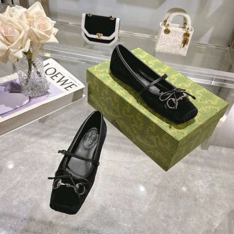 Affordable Gxccx Flat Shoes 157282