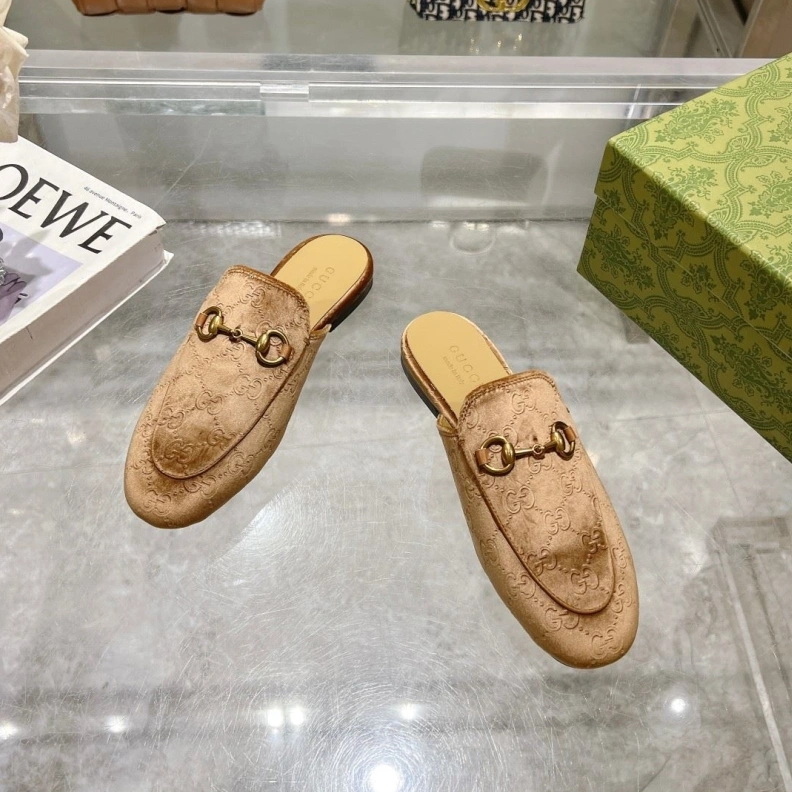 Unique Gxccx Slippers 157113
