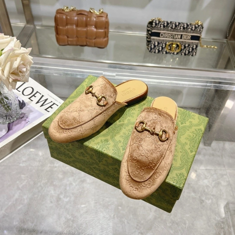 Unique Gxccx Slippers 157113