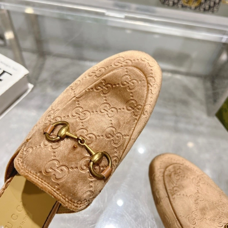 Unique Gxccx Slippers 157113