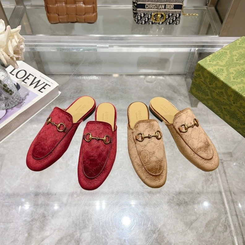 Vibrant Gxccx Slippers 157115