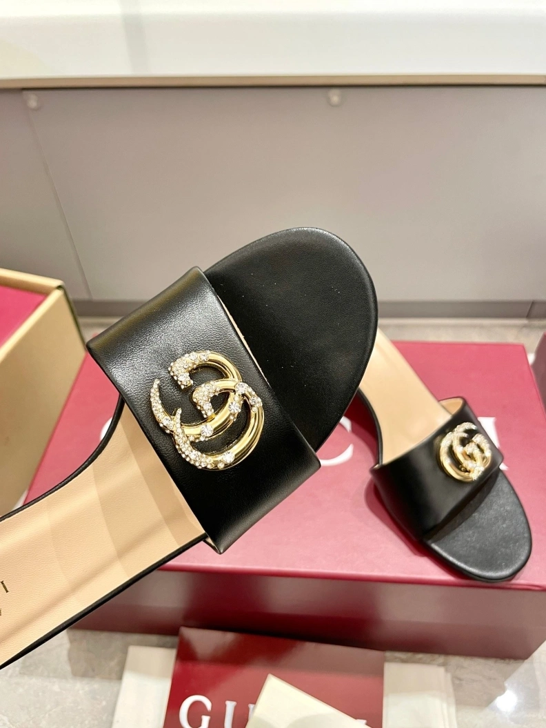 Gxccx Slippers Practical 157114