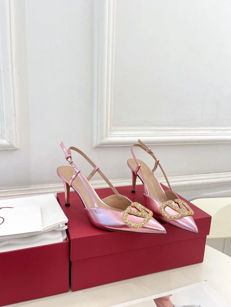 Elegant Vxlxntino Sandals 229468