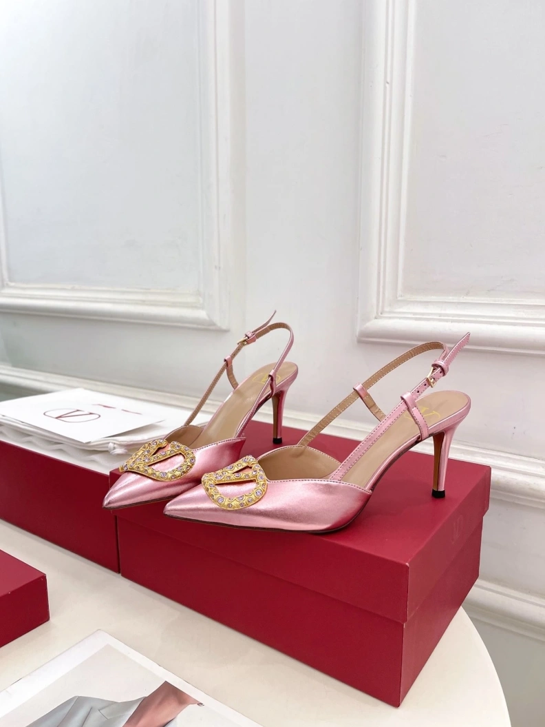 Elegant Vxlxntino Sandals 229468