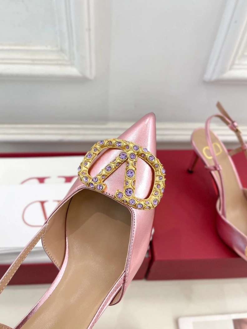 Elegant Vxlxntino Sandals 229468