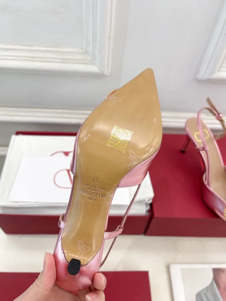 Elegant Vxlxntino Sandals 229468