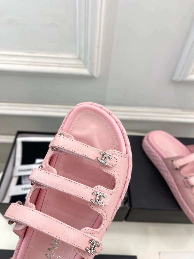 Chxnxl Slippers ModernLook 119049