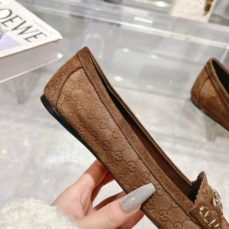Gxccx Flat Shoes Resilient 157279