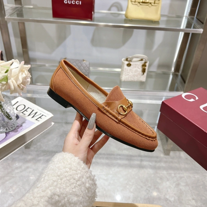 Stylish Gxccx Leather Shoes 157268