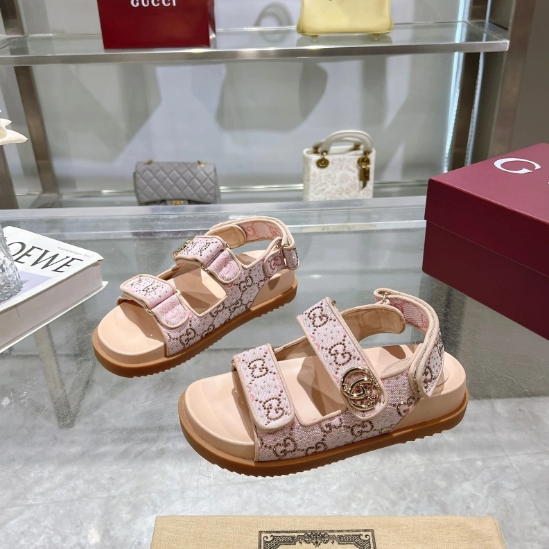Gxccx Sandals Bold 157221