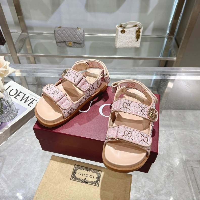 Gxccx Sandals Bold 157221