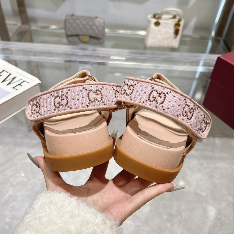 Gxccx Sandals Bold 157221