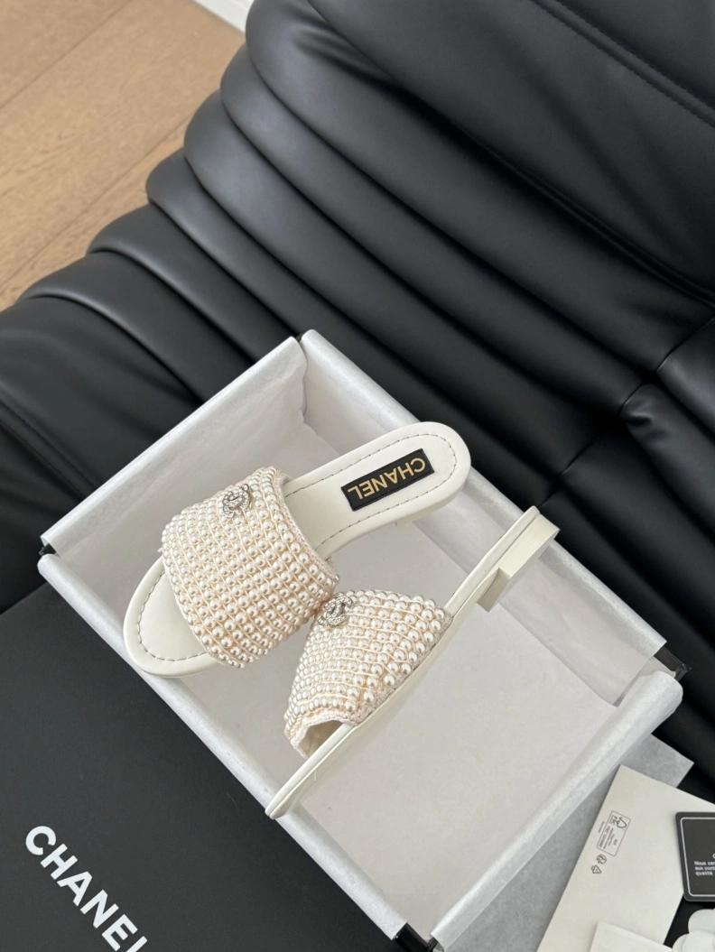Chxnxl Slippers GoAnywhere 119048