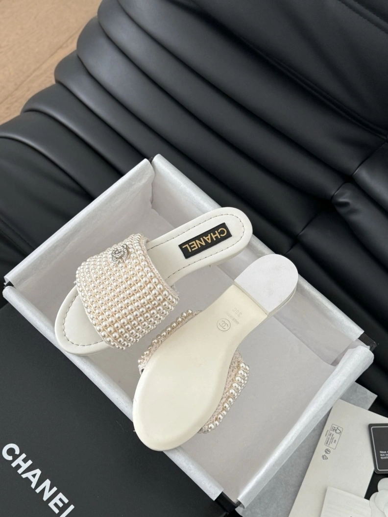 Chxnxl Slippers GoAnywhere 119048