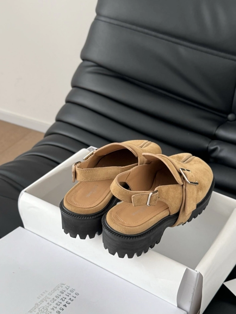 UrbanStyle Othxr Sandals 212177