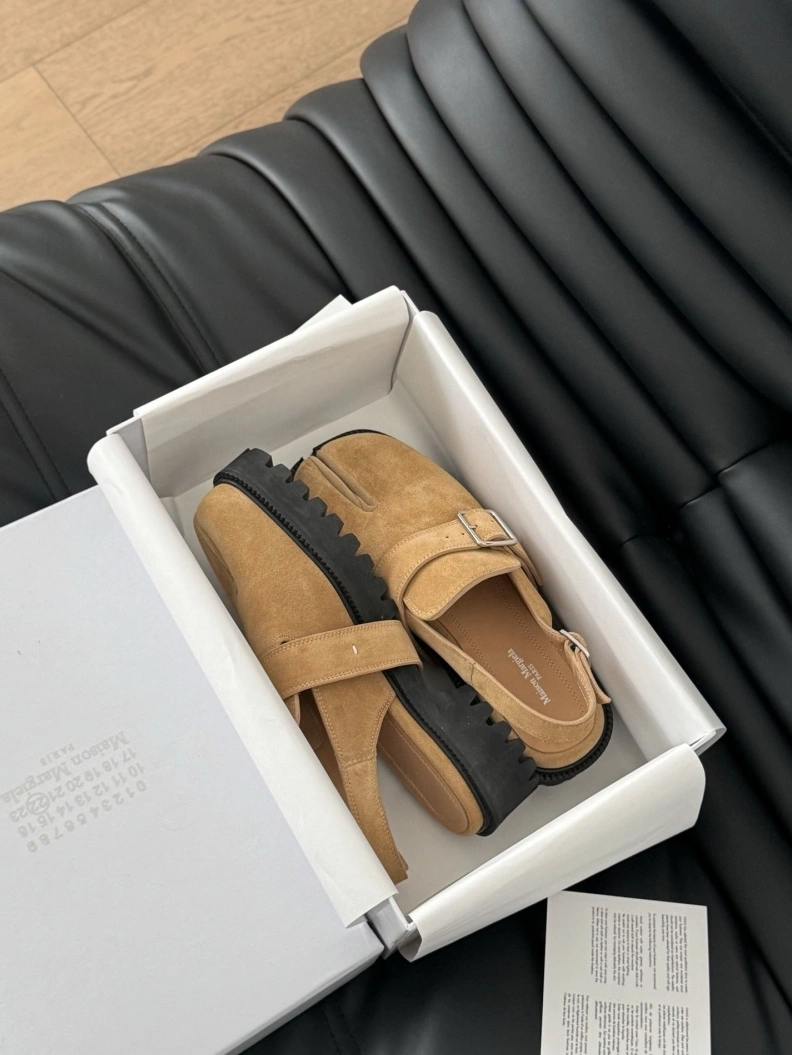 UrbanStyle Othxr Sandals 212177
